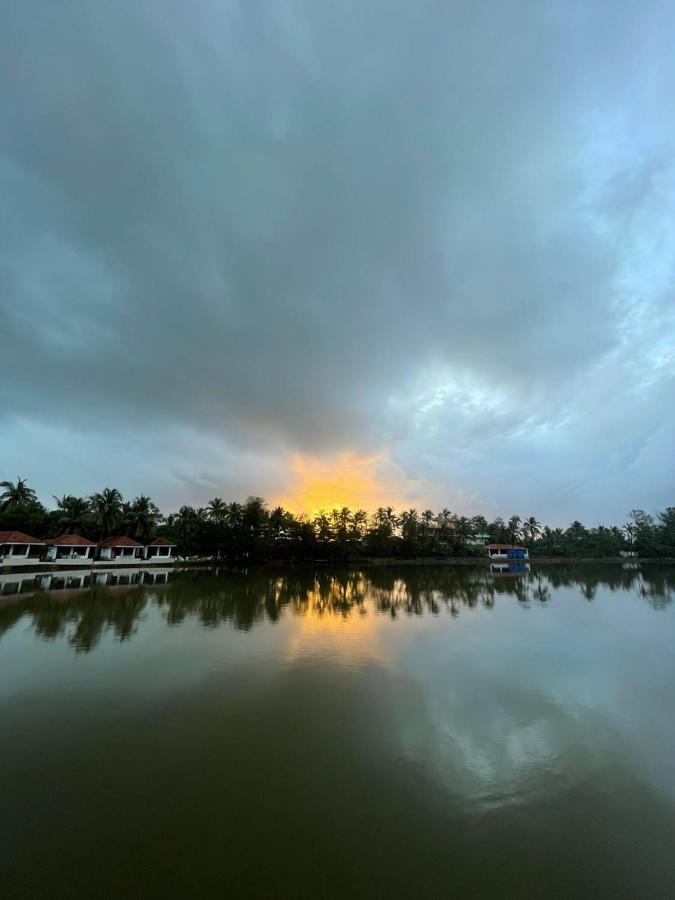Veda5 Wellness Retreat & Spa Old Goa Exterior photo
