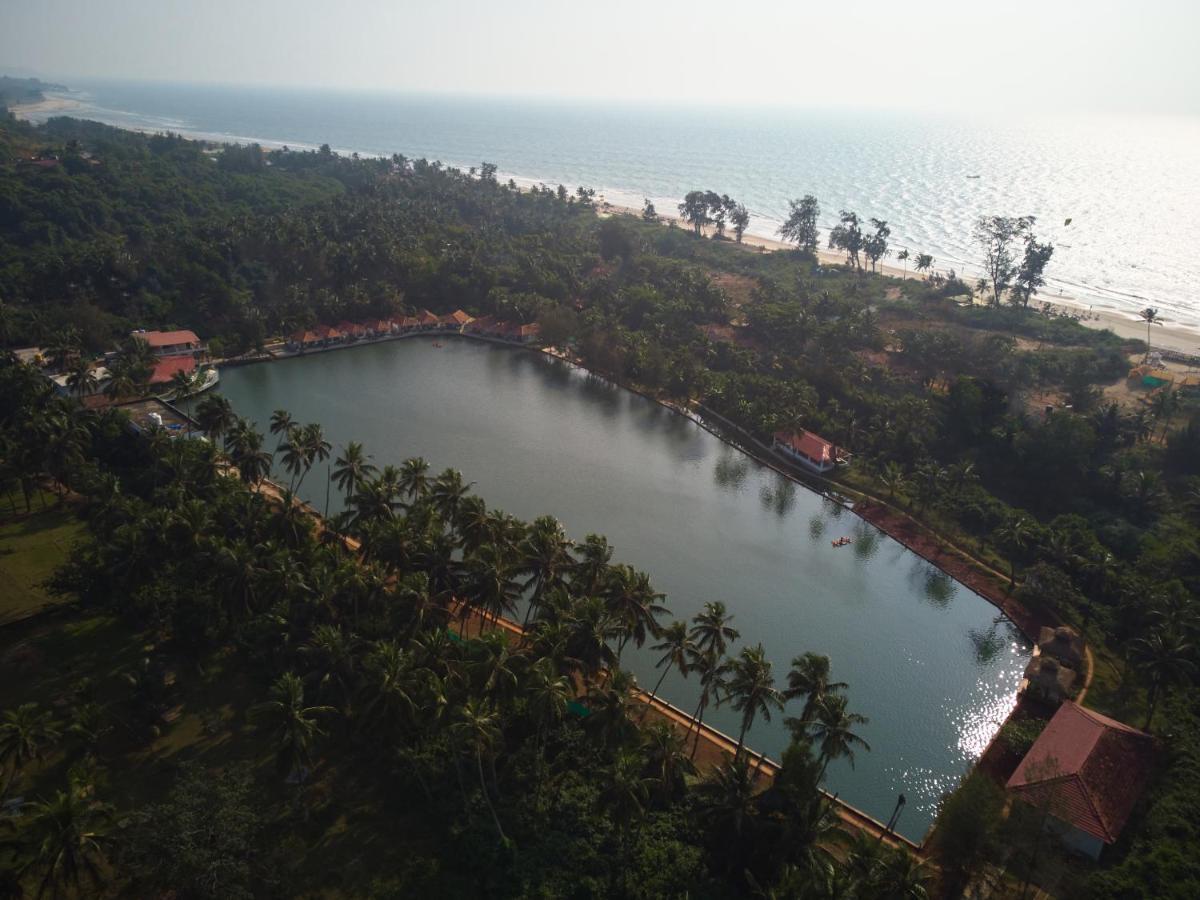 Veda5 Wellness Retreat & Spa Old Goa Exterior photo